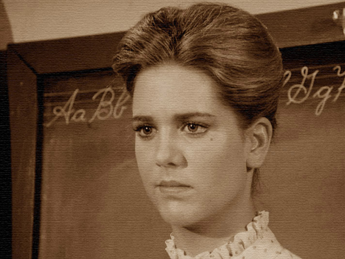 Etta Plum, played by Leslie Landon.